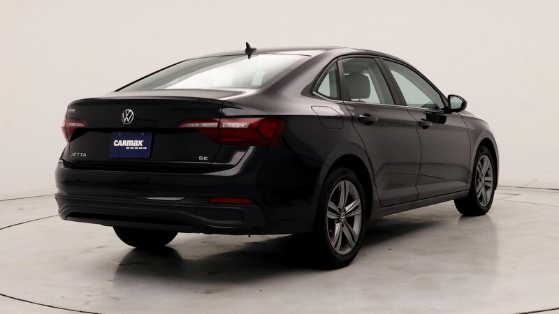 2023 Volkswagen Jetta SE 8