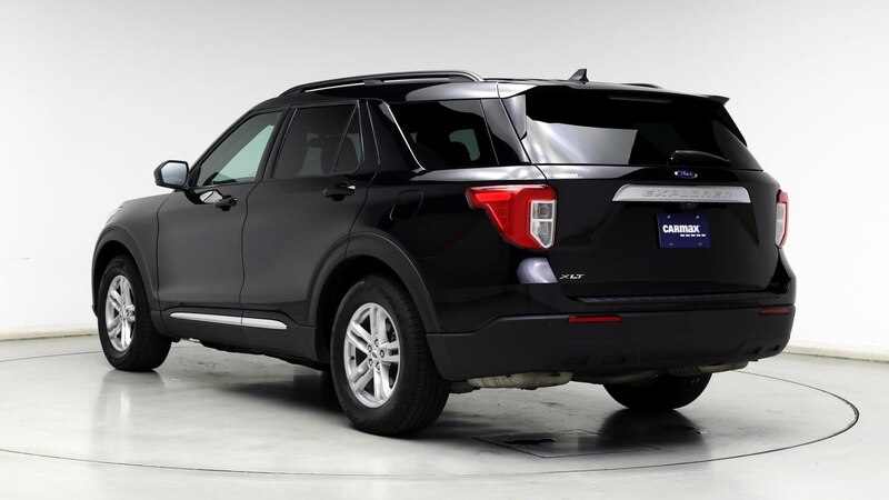 2022 Ford Explorer XLT 2