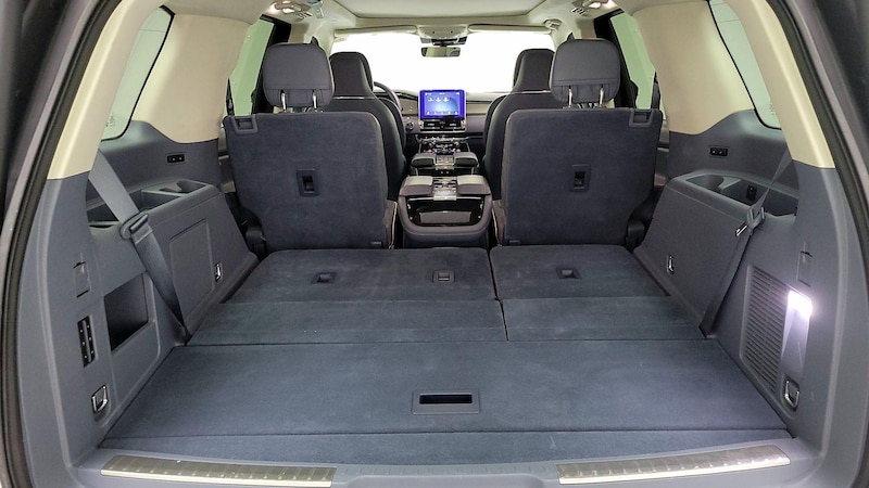 2019 Lincoln Navigator Black Label 24
