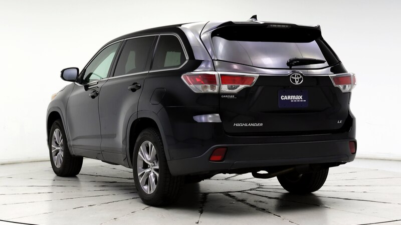 2016 Toyota Highlander LE 2