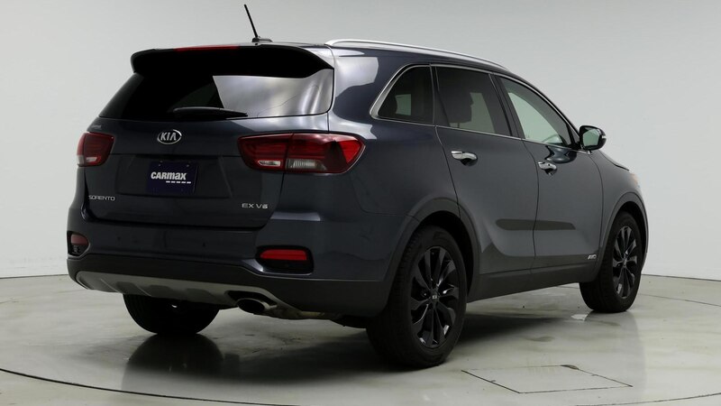 2020 Kia Sorento EX 8