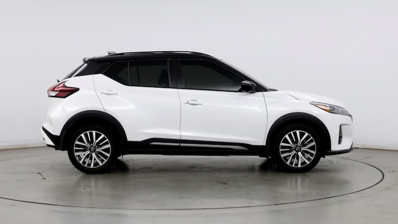 2023 Nissan Kicks SR 7