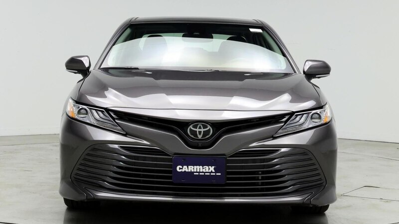 2019 Toyota Camry XLE 5