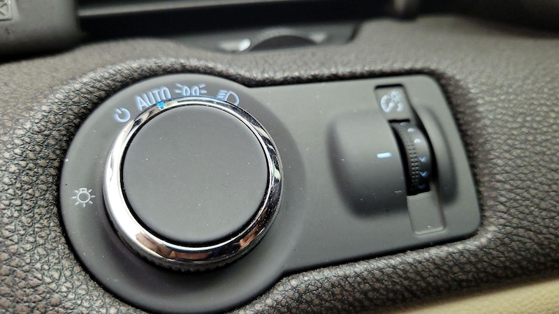 2013 Chevrolet Malibu LT 13