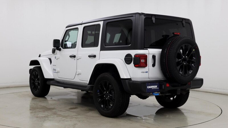 2022 Jeep Wrangler Unlimited Sahara 2