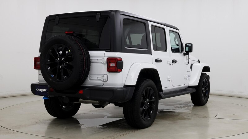 2022 Jeep Wrangler Unlimited Sahara 8