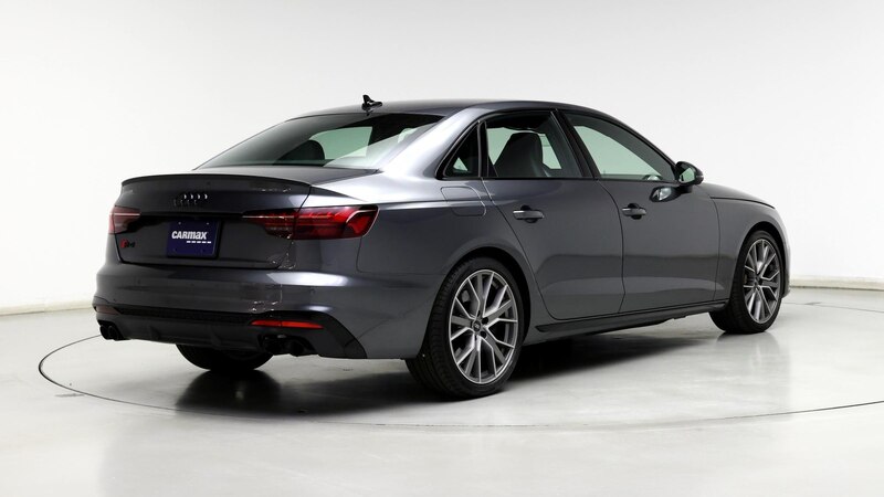 2024 Audi S4 Premium Plus 8