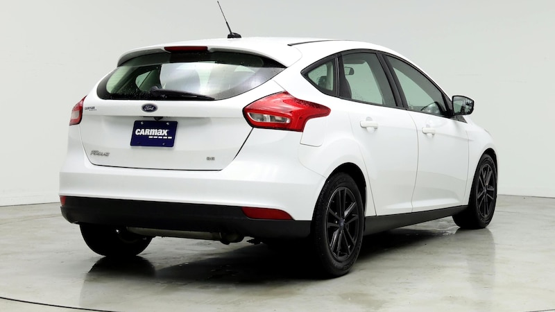 2018 Ford Focus SE 8