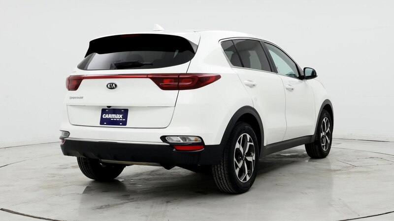 2020 Kia Sportage LX 8