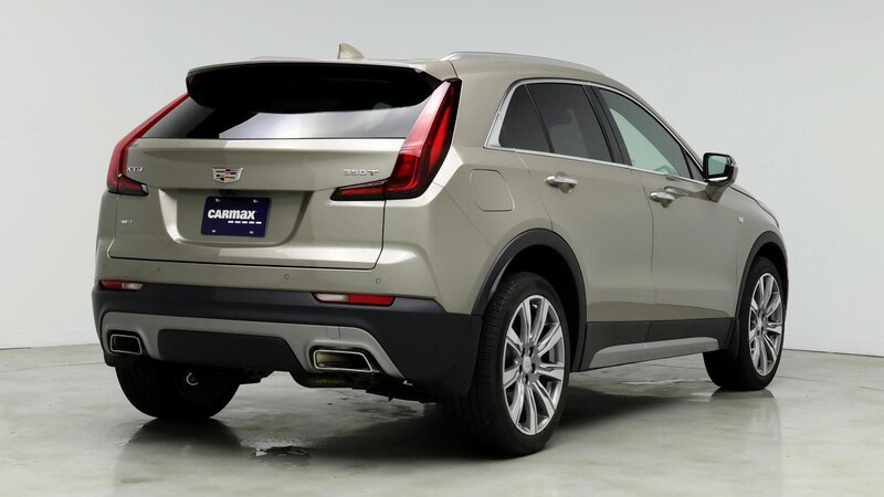 2023 Cadillac XT4 Premium Luxury 8