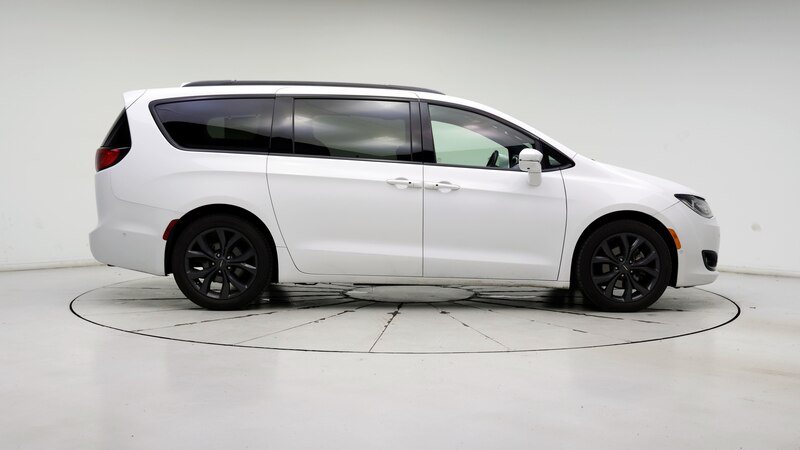 2020 Chrysler Pacifica Limited 7