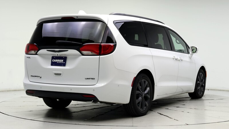 2020 Chrysler Pacifica Limited 8