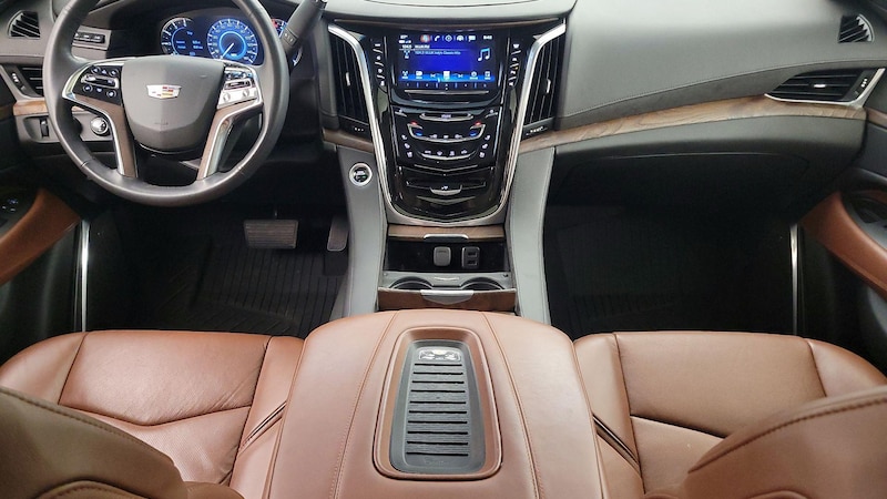 2019 Cadillac Escalade Premium Luxury 9