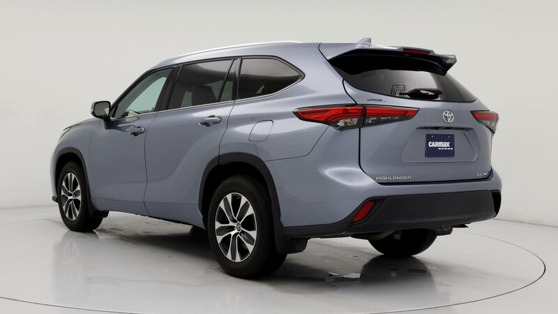 2021 Toyota Highlander XLE 2