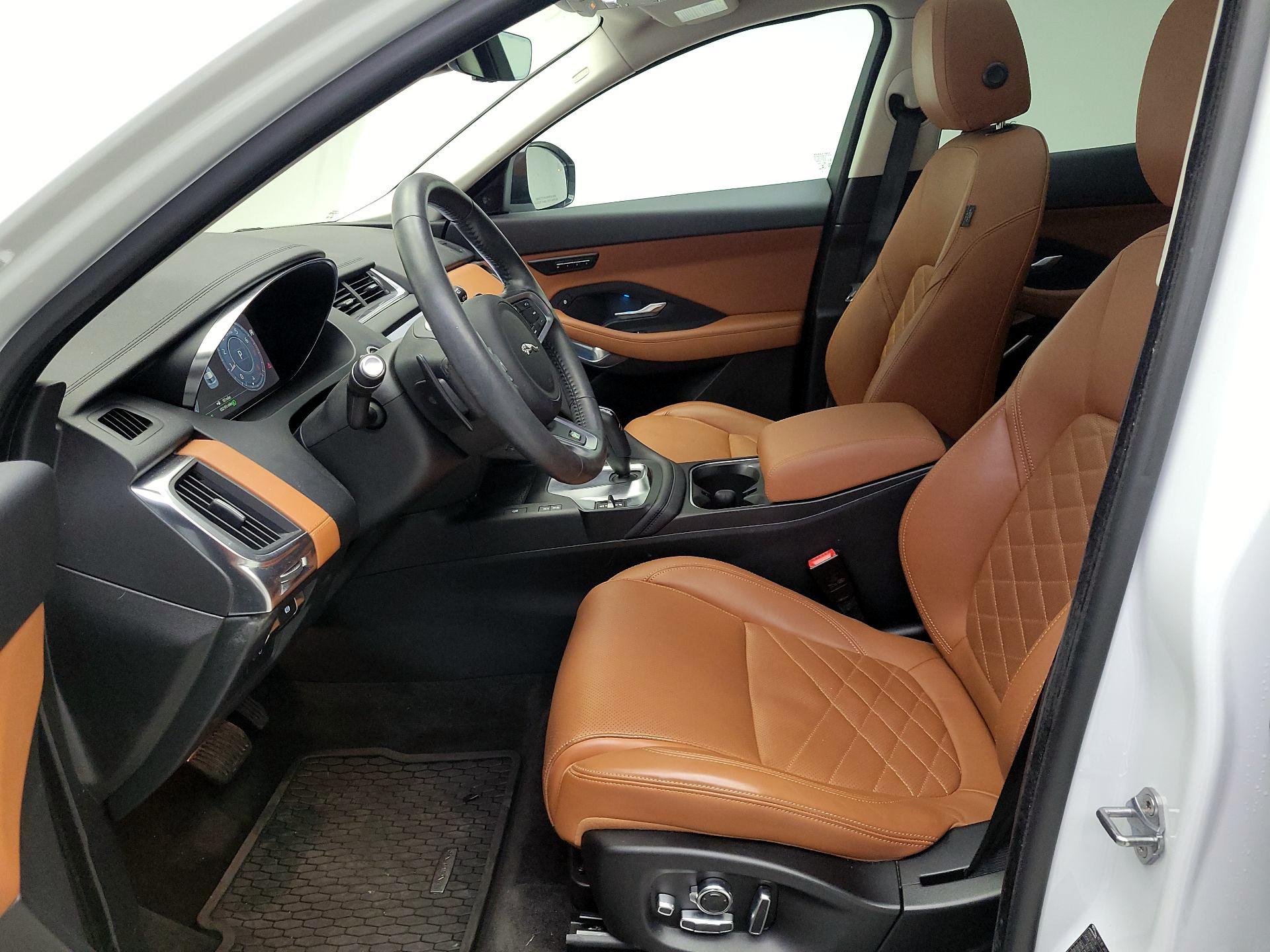 Thumbnail: 2020 Jaguar E-Pace - 11