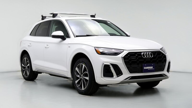 2022 Audi Q5 e Premium Plus Hero Image