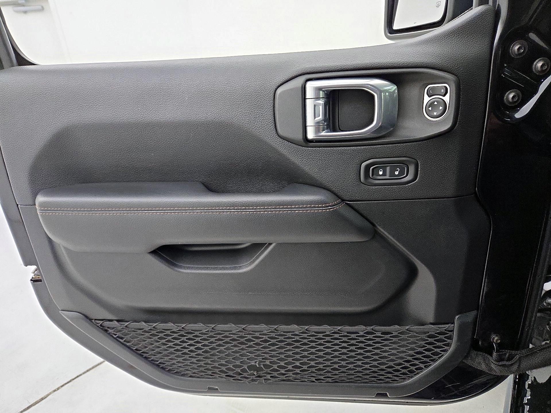 Thumbnail: 2021 Jeep Wrangler - 12