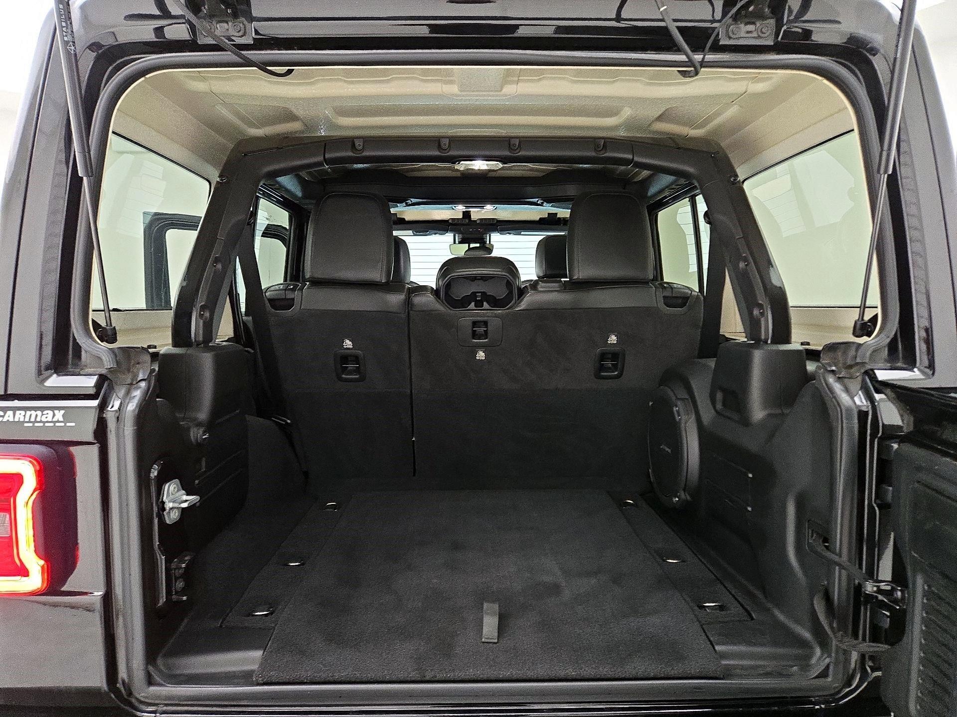 Thumbnail: 2021 Jeep Wrangler - 20