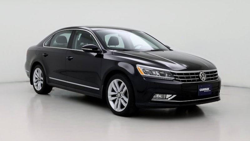 2017 Volkswagen Passat SE Hero Image