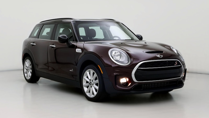 2017 MINI Cooper Clubman  Hero Image