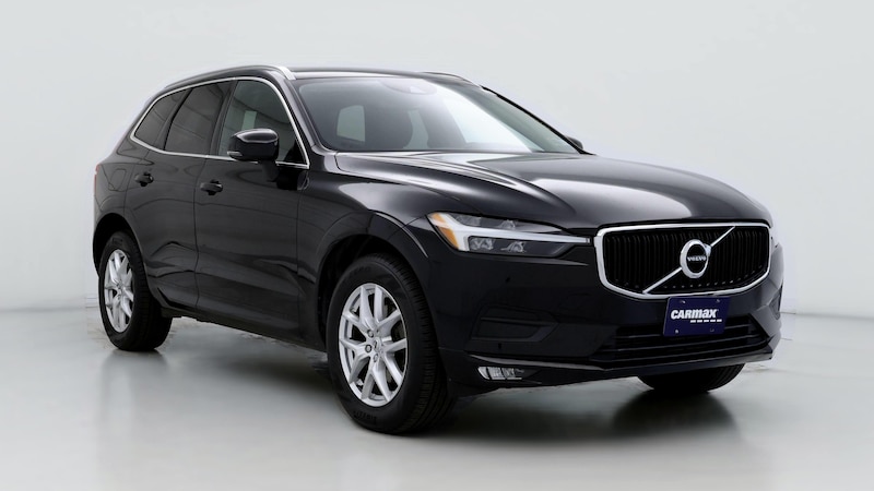 2021 Volvo XC60 T5 Momentum Hero Image