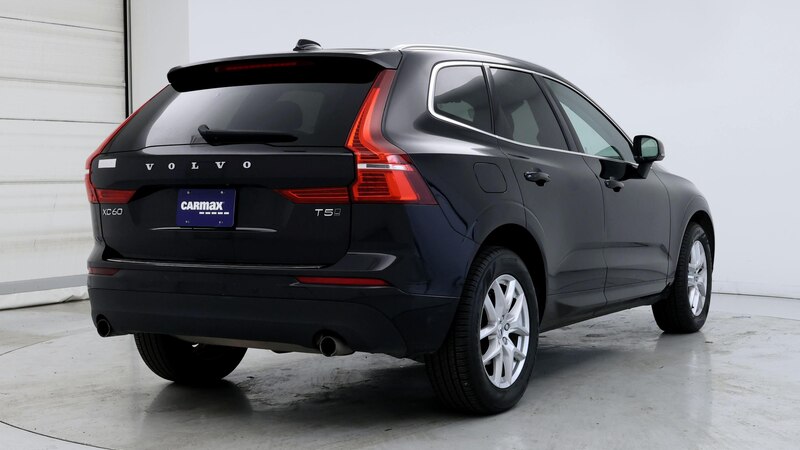 2021 Volvo XC60 T5 Momentum 8