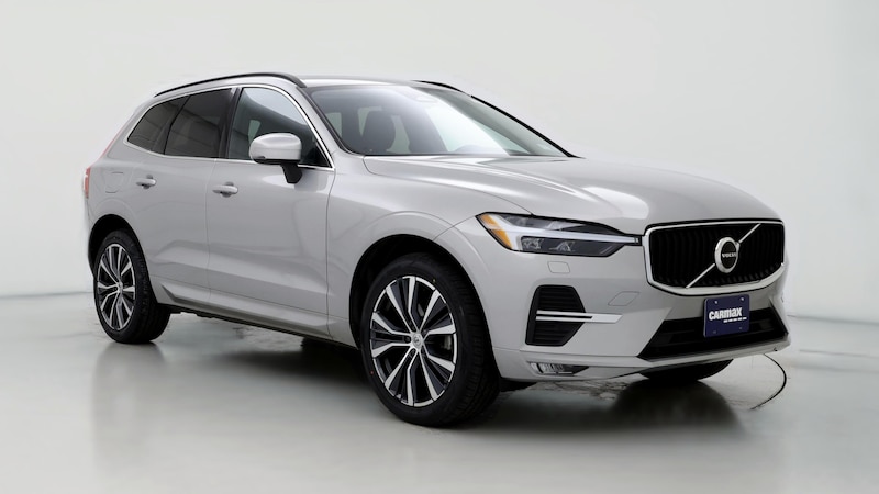 2022 Volvo XC60 B5 Momentum Hero Image