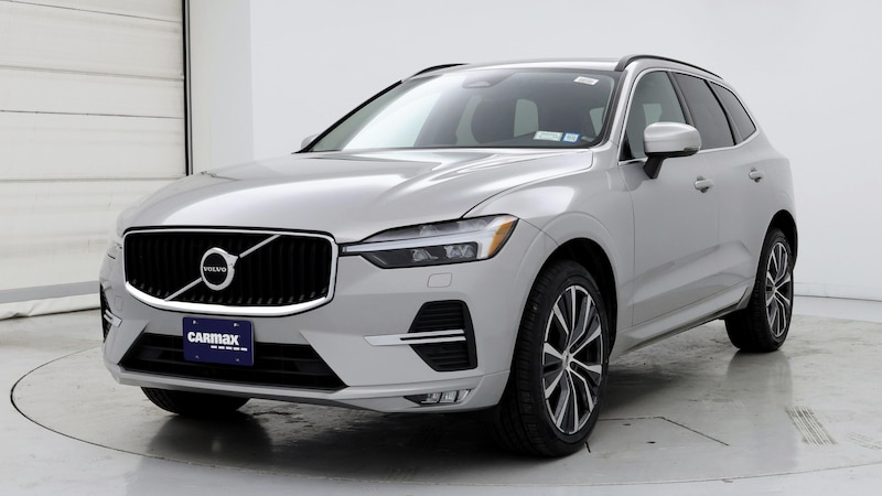 2022 Volvo XC60 B5 Momentum 4