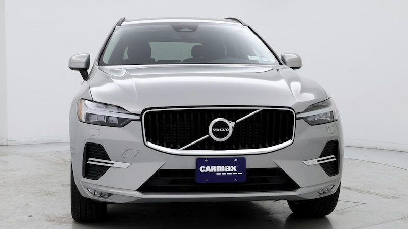 2022 Volvo XC60 B5 Momentum 5