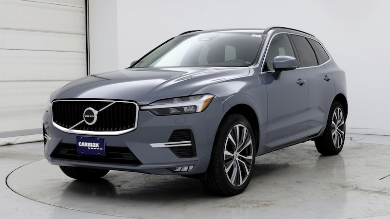 2022 Volvo XC60 B5 Momentum 4