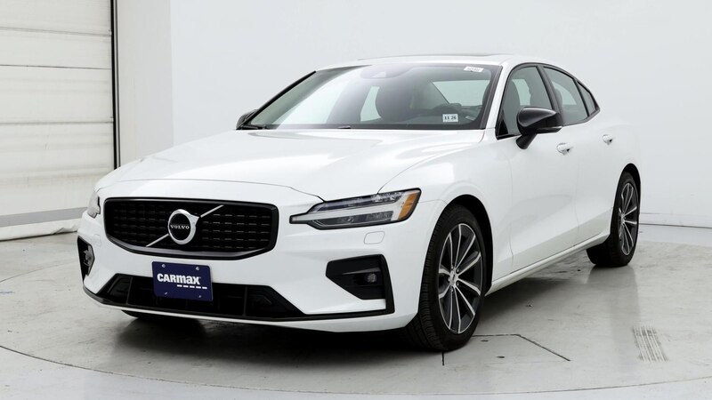 2022 Volvo S60 B5 Momentum 4