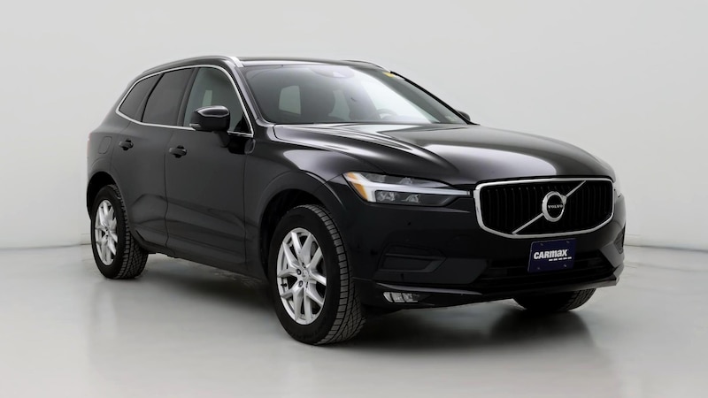 2021 Volvo XC60 T6 Momentum Hero Image