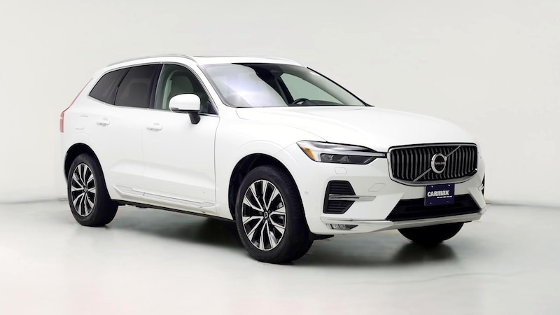 2023 Volvo XC60 B5 Plus Hero Image