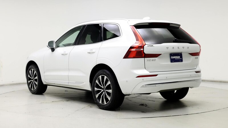 2023 Volvo XC60 B5 Plus 2