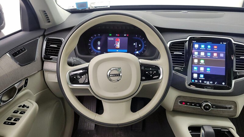 2023 Volvo XC90 B5 Plus 10