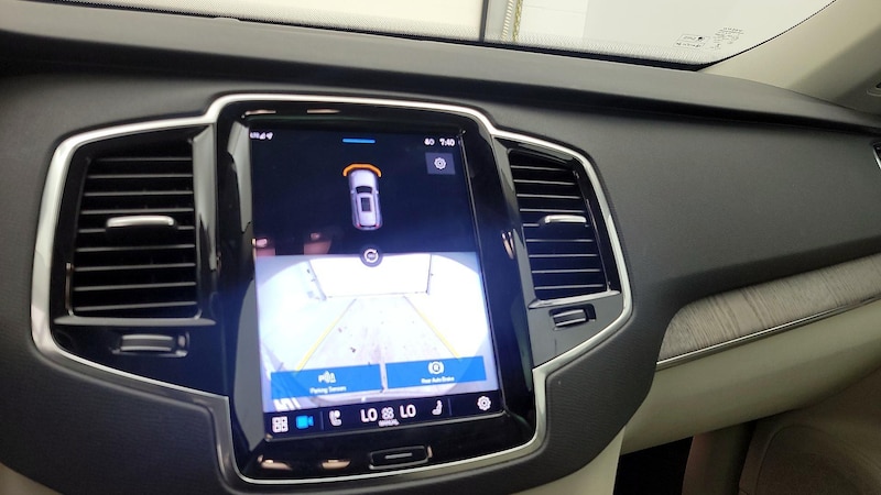 2023 Volvo XC90 B5 Plus 14