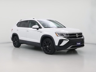 White 2022 Volkswagen Taos SEL