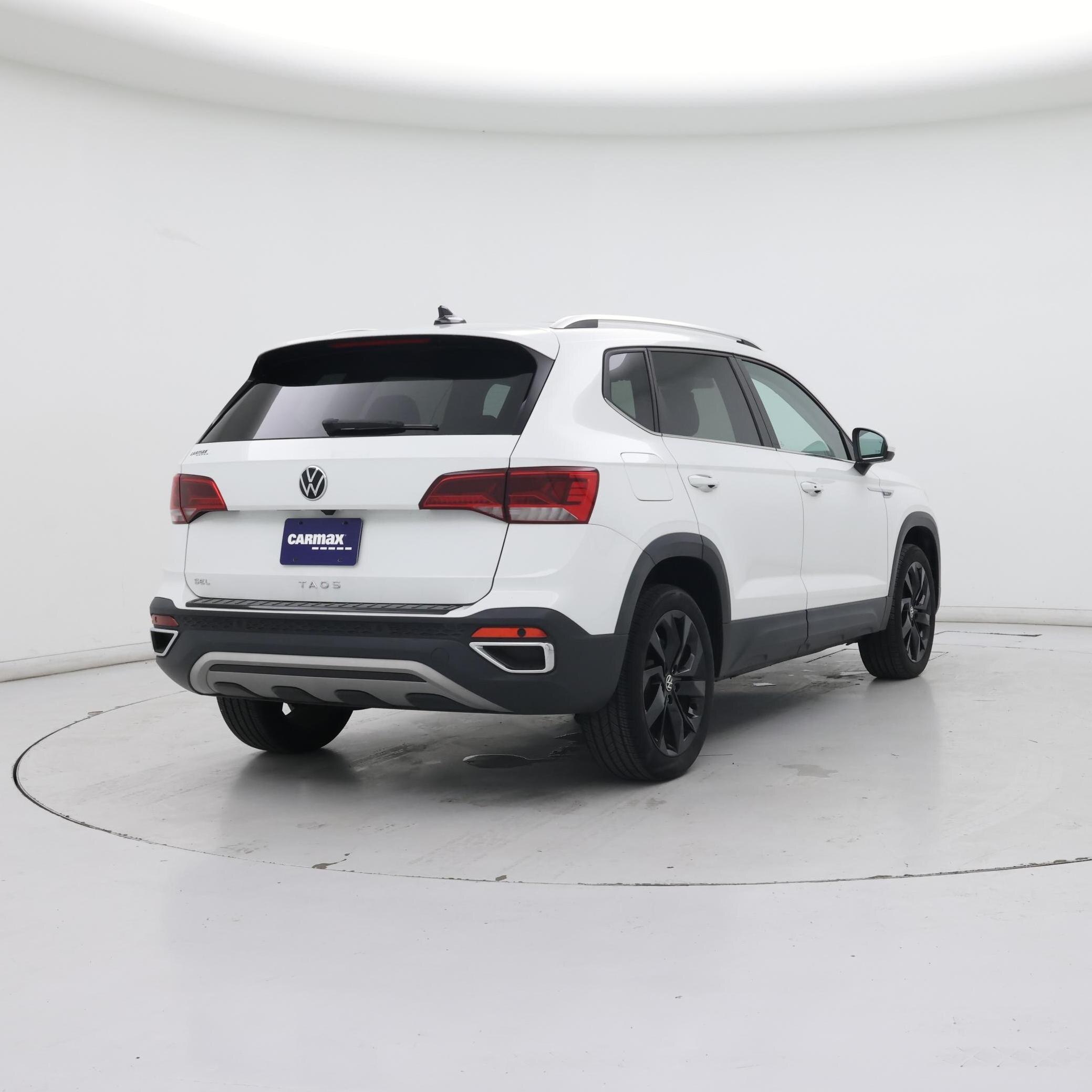 Thumbnail: 2022 Volkswagen Taos - 8
