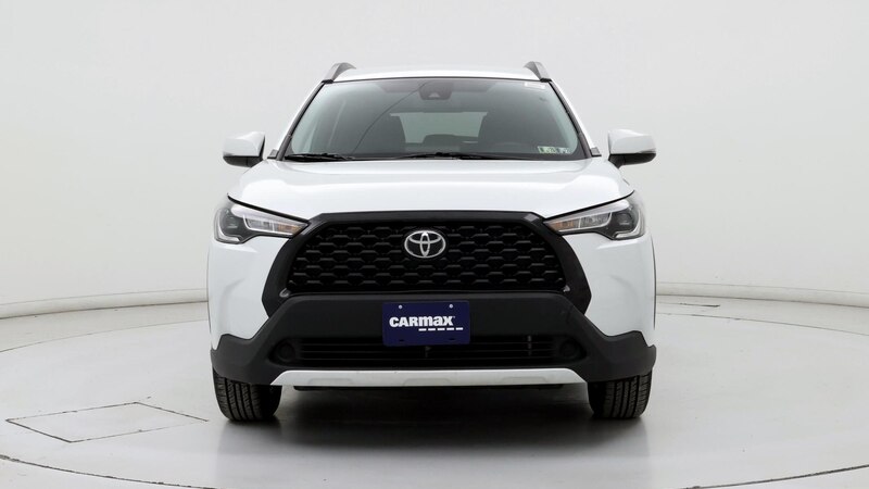 2022 Toyota Corolla Cross LE 5