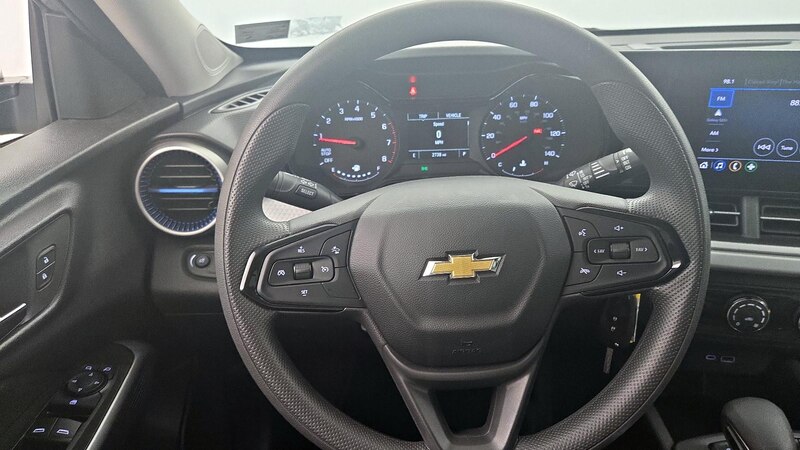 2024 Chevrolet Trax LS 10