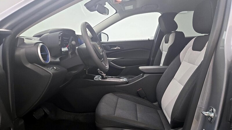 2024 Chevrolet Trax LS 11