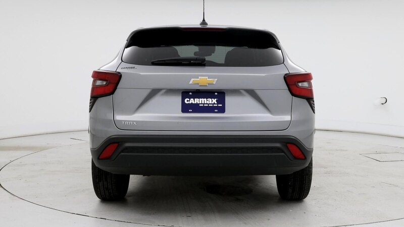 2024 Chevrolet Trax LS 6
