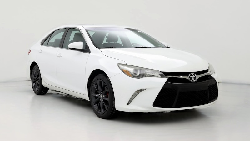 2017 Toyota Camry XSE Hero Image