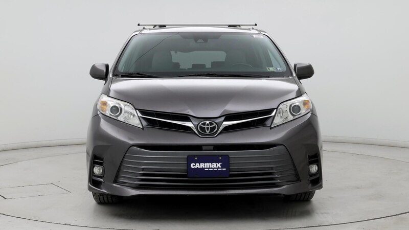 2019 Toyota Sienna XLE 5