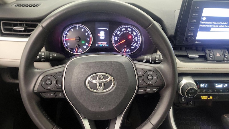 2020 Toyota RAV4 XLE Premium 10