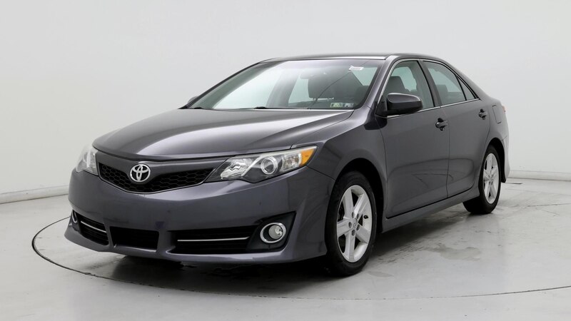 2014 Toyota Camry SE 4