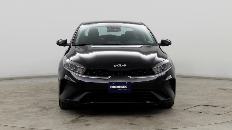 2023 Kia Forte LXS 5