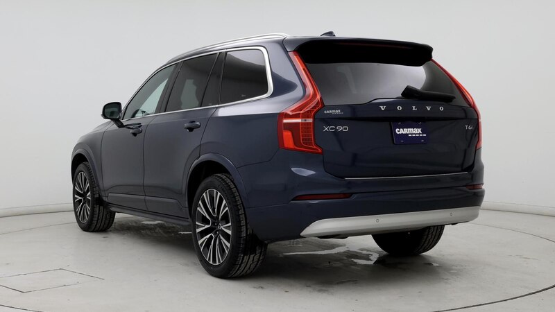 2022 Volvo XC90 T6 Momentum 2