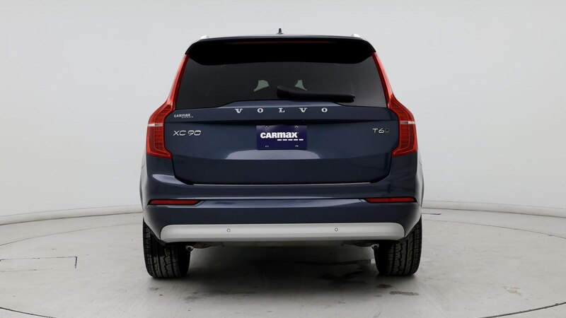 2022 Volvo XC90 T6 Momentum 6