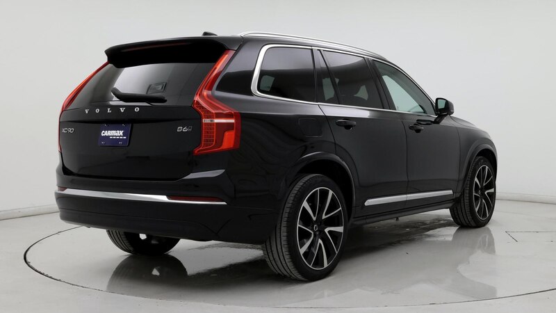 2023 Volvo XC90 B6 Plus 8